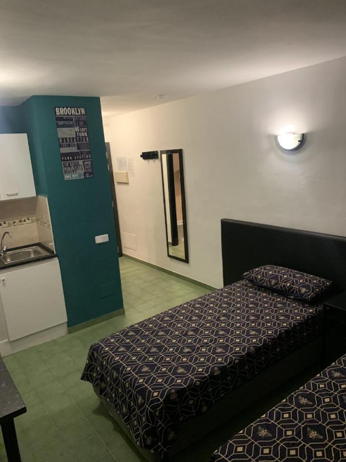 Coconut Apartments - Adults Only Magalluf Ngoại thất bức ảnh